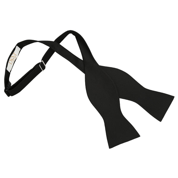 solid_check_self_tie_black_bow_6b196e5e-384f-4b92-9e5b-8577b380adc2.jpg